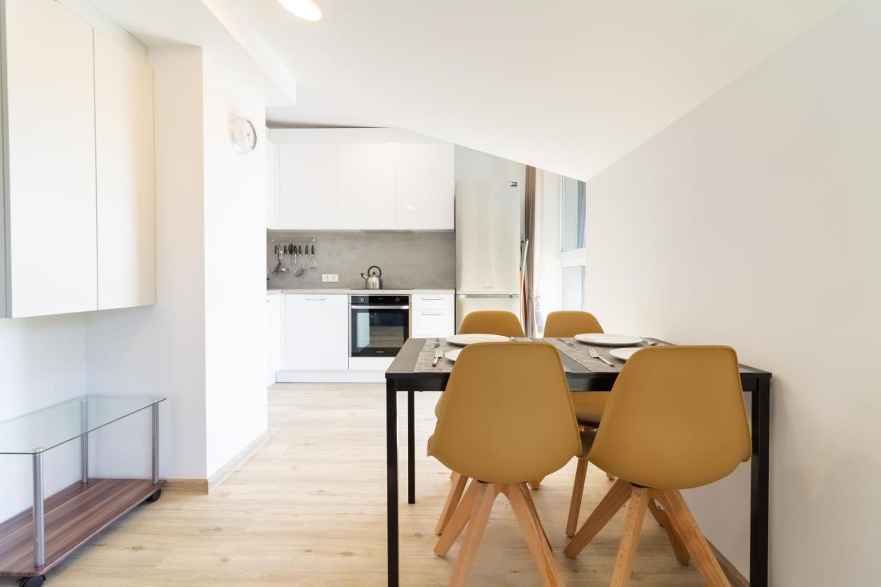 פלאנגה Sunny Pines Apartment מראה חיצוני תמונה